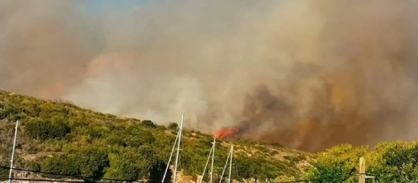 Κέρκυρα: Υπό έλεγχο η φωτιά - Κάηκαν 130 στρέμματα δασικής έκτασης (βίντεο)